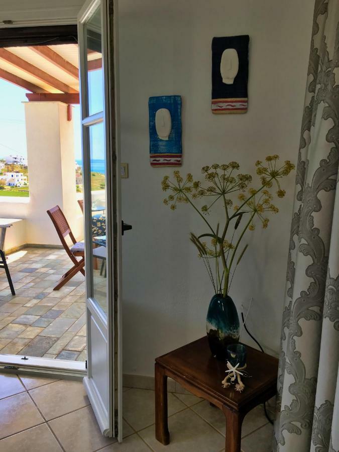 Anthoula'S Sea View Apartment Piso Livadi Exterior foto